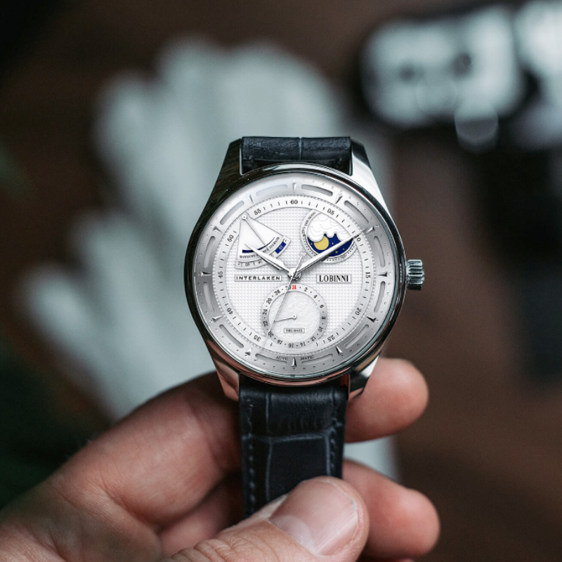 Lobinni القمر المرحلة النورس س - مراجعة Omega Watch Constellation وسعره